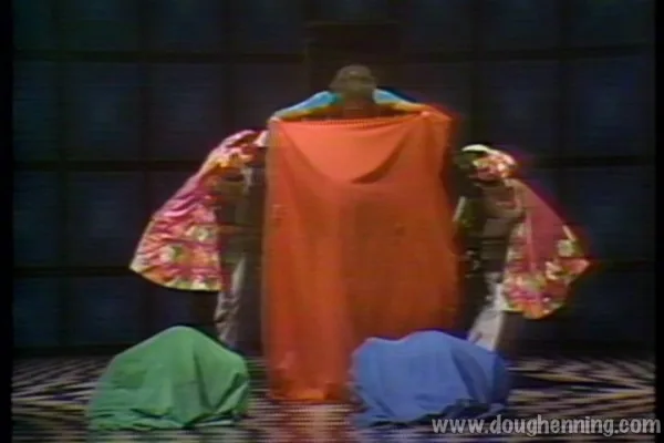 Still from “Things That Go Bump In The Night” — Doug Henning’s World of Magic, 26 December 1975